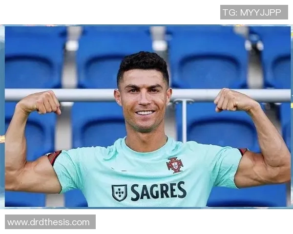 二号号码的顶级足球球星盘点:他们在绿茵场上的精彩表现与传奇故事 二号号码的顶级足球球星盘点:他们在绿茵场上的精彩表现与传奇故事