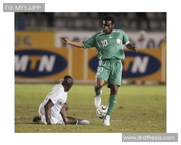 足球历史中的黑人球星及其对运动发展的深远影响